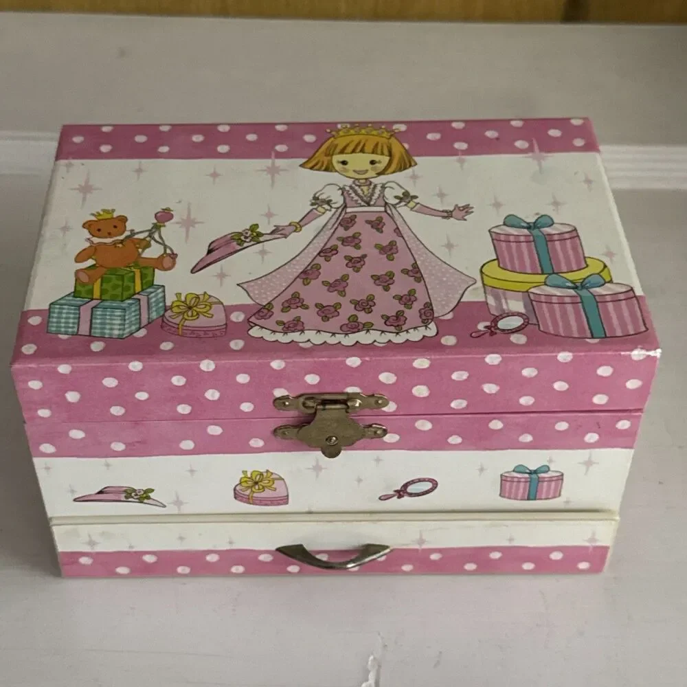 Childrens Princess Mirrored Musical Jewelry Box Twirling Princess Pink Cute